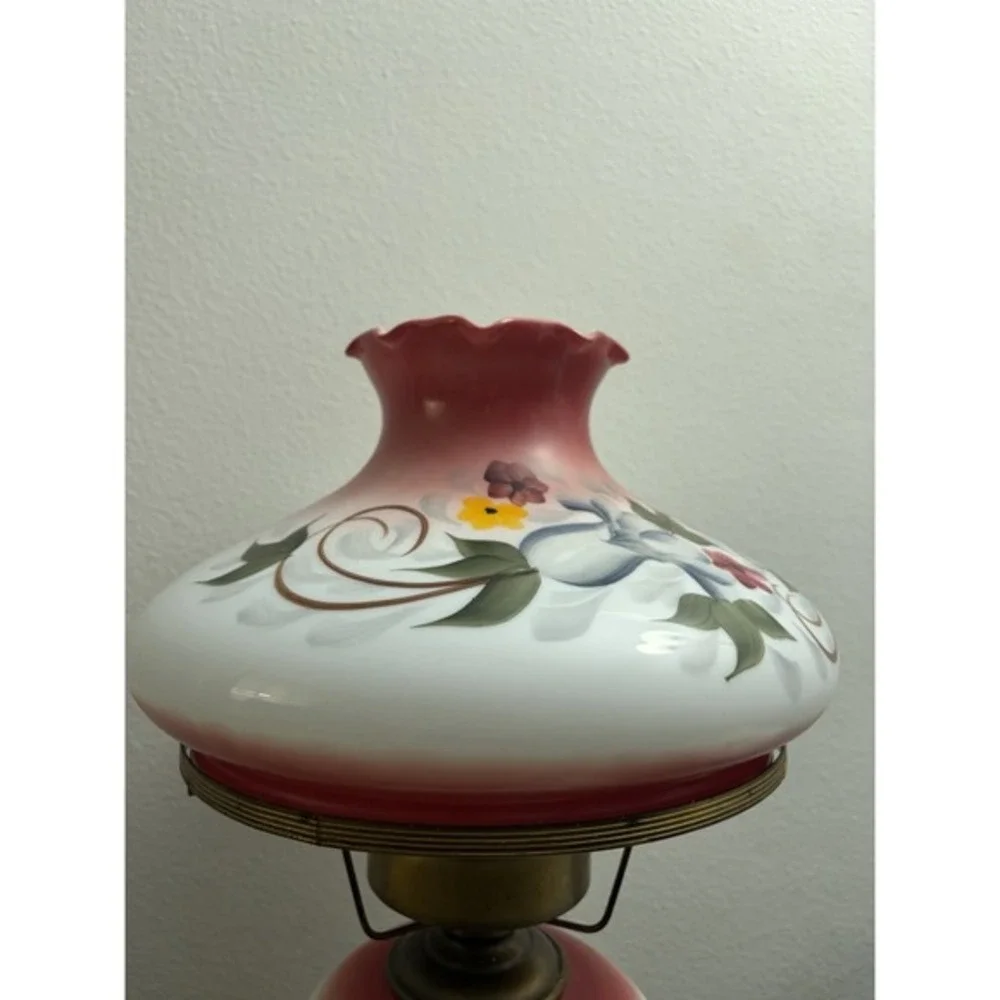 Vintage GWTW  Hurricane Lamp Large Beautiful Floral Painted‎